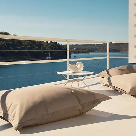 Arc - Perfect Seaside Luxury With Heated Pool