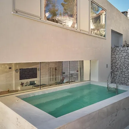 Arc - Perfect Seaside Luxury With Heated Pool 别墅 米欧纳