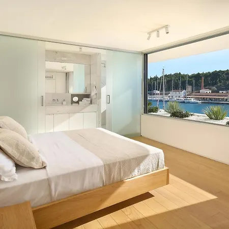 Arc - Perfect Seaside Luxury With Heated Pool