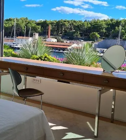 Arc - Perfect Seaside Luxury With Heated Pool 别墅 米欧纳